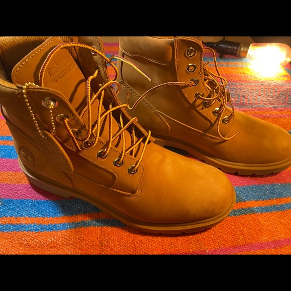 Timberland Men's Classic Waterproof Boots Size 9.5 - Picture 3 of 8